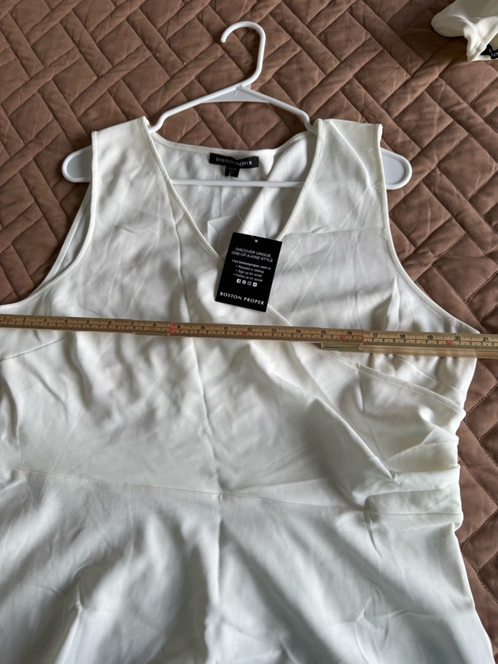 Boston Proper Cream Sleeveless Draped V-Neck Peplum Top - Picture 3 of 7